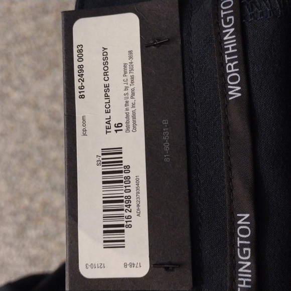 Worthington, brand new, size 16, gray slacks. - Picture 4 of 6